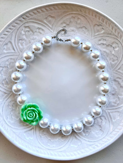 Mint Rose White Pearl Bubblegum Necklace